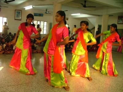 Girls dancing Girls dancing